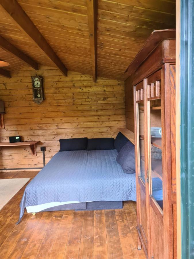 Guesthouse Wallenborn - Lodge エクステリア 写真