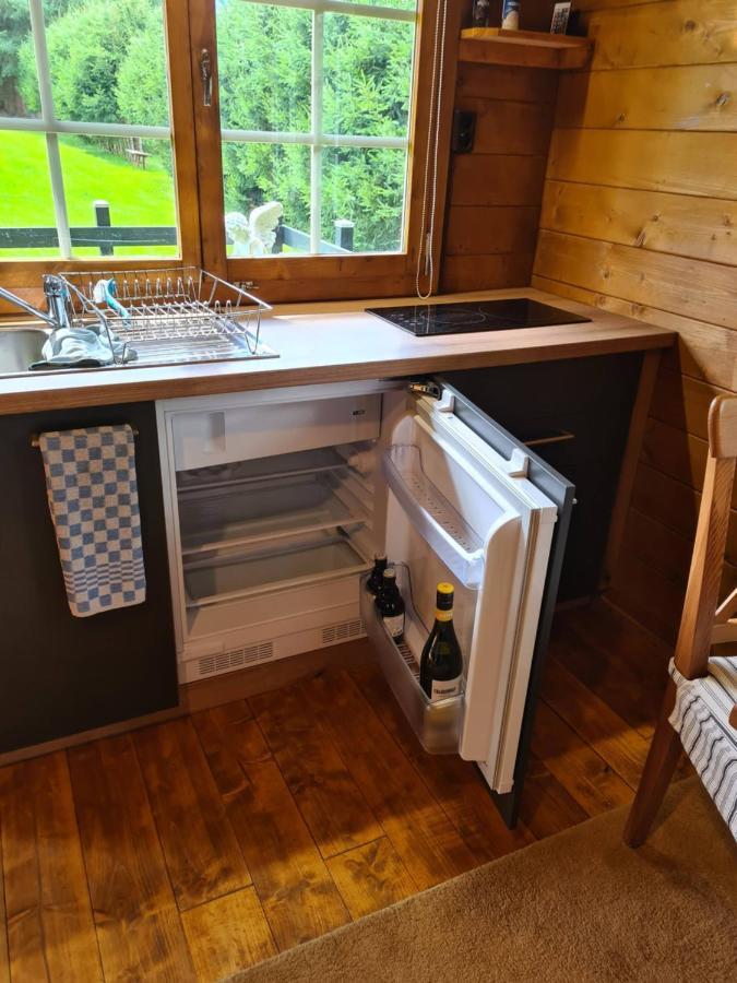 Guesthouse Wallenborn - Lodge エクステリア 写真