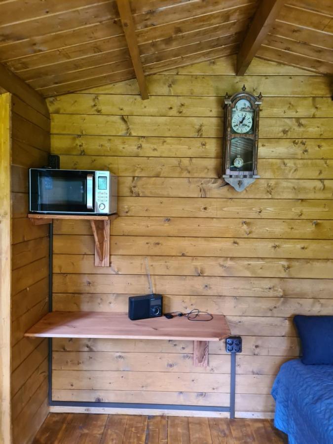 Guesthouse Wallenborn - Lodge エクステリア 写真